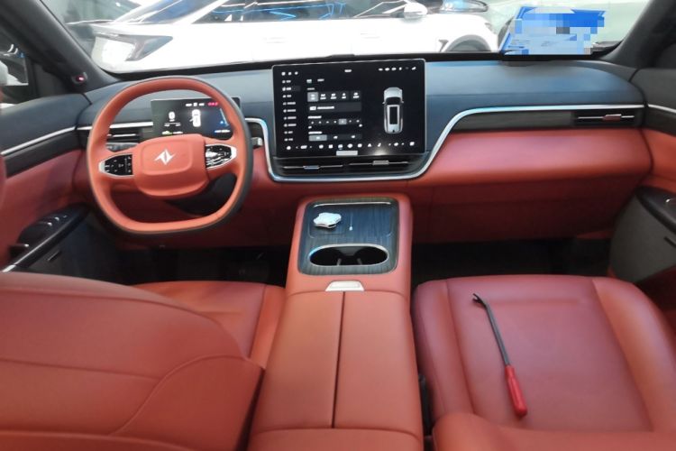 Used Dongfeng eπ eπ008 2024 636Max All-Electric Version 6 Seats
