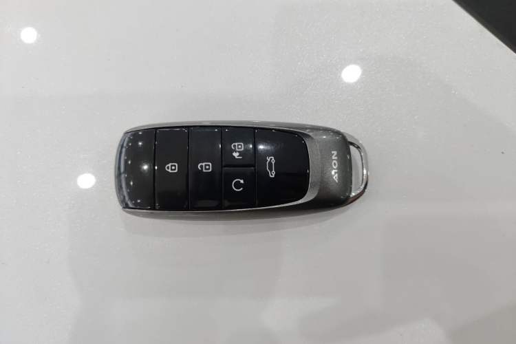 Used AION S 2022 Xuan 580 59.4 kWh