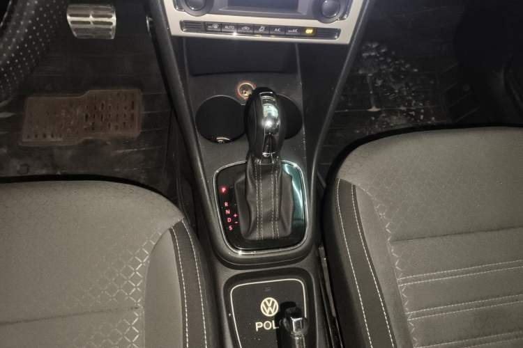 Used Volkswagen Polo 2014 1.6L Cross Polo Automatic
