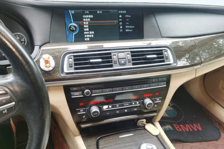 Used BMW 7 Series 2009 730Li Leading Model Audio And AC Panel