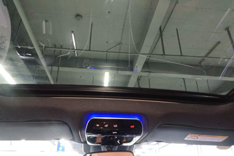 Used Mercedes-Benz C-Class 2022 Restyled C 200 L Sport Edition Headliner