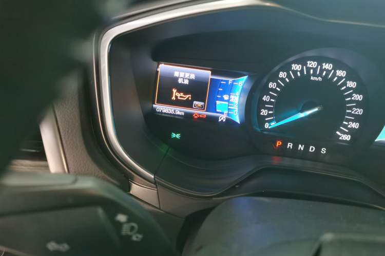 Used Ford Mondeo 2017 EcoBoost 180 Luxury Model Odometer Close Up