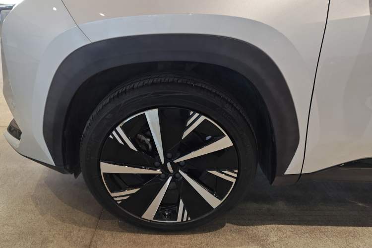 Used Geely Auto FX11 2023 1.5TD DCT Prestige Edition