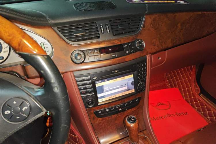 Used Mercedes-Benz CLS 2009 CLS 300
