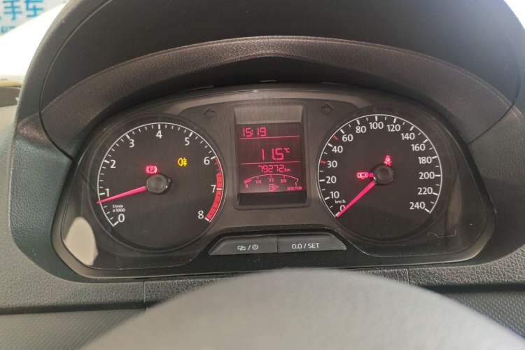 Used Volkswagen Jetta 2015 1.4L Manual Fashion Model