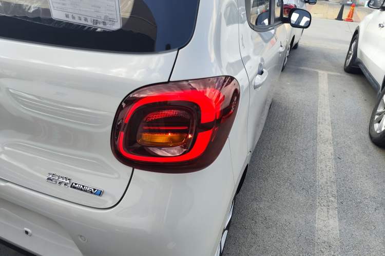 Used Wuling Hongguang MINIEV 2025 Four-Door Version Advanced Edition