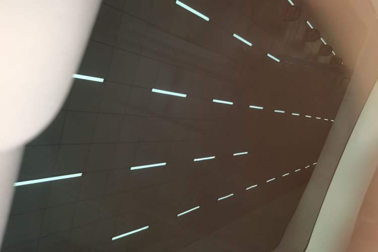 Used Tesla Model Y 2023 Long-Range All-Wheel-Drive Version Headliner