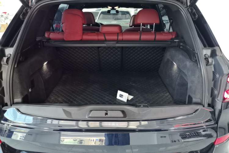 Used BMW X5 2022 Restyled xDrive 40Li M Sport Package