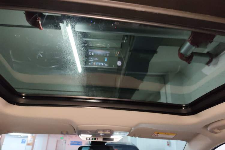 Used Buick Envision 2018 28T Four-Wheel Drive Luxury Model Headliner