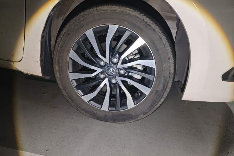 Used Toyota Corolla Hybrid E+ 2019 1.8L E-CVT Leading Edition
