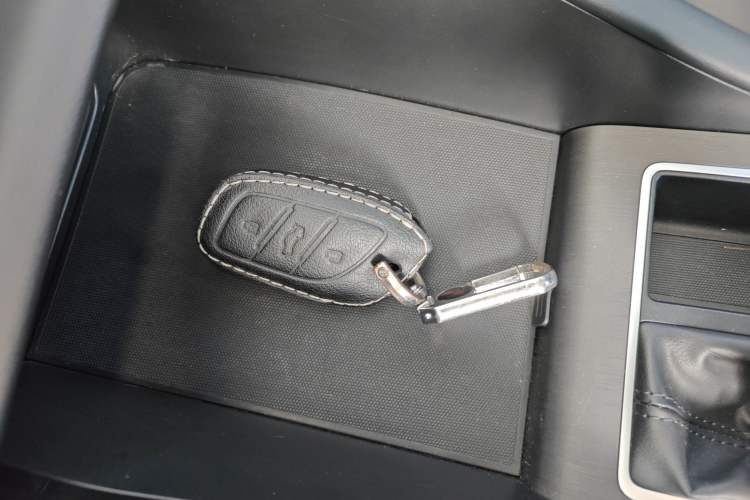 Used Roewe i5 2023 1.5L CVT Luxury Edition
