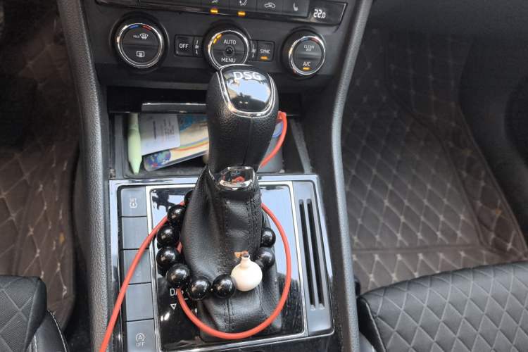 Used Skoda Superb 2018 TSI280 DSG Comfort Edition China V Standard Gear Lever