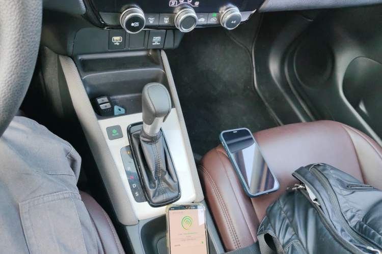 Used Honda LIFE 2021 1.5L CVT SPORT Heartbeat Edition