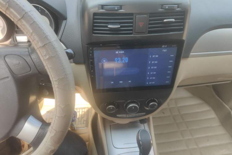 Used Buick Excelle 2013 1.5L Automatic Classic Model
