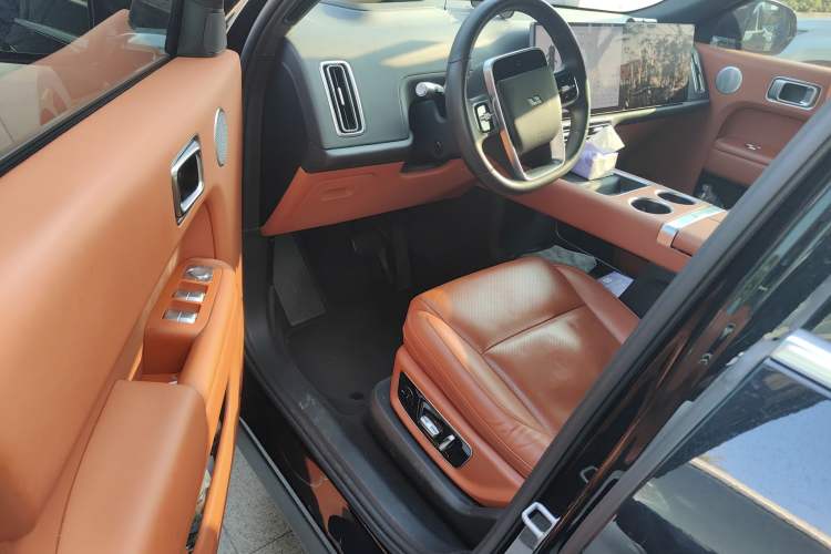 Used Li Auto L8 2023 Pro Model