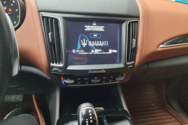 Used Maserati Levante 2016 3.0T S Standard Model Audio And AC Panel