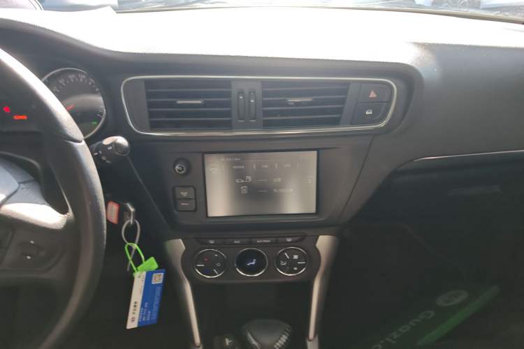 Used Citroen C3-XR 2017 1.6L Automatic Pioneer Model Audio And AC Panel