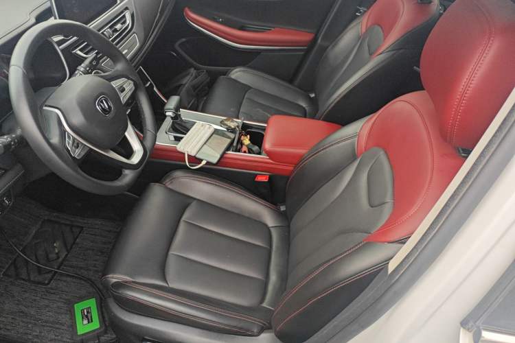 Used CHANGAN CS75 2022 Blue Whale Edition 1.5T DCT Prestige Model
