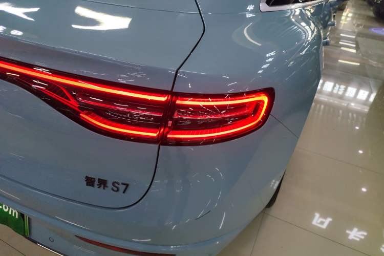 Used Hima Luxeed S7 2024 Pro Rear-Drive Long-Range Version