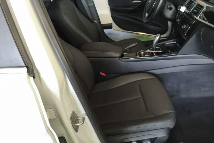 Used BMW 3 Series 2017 320Li Fashion Model