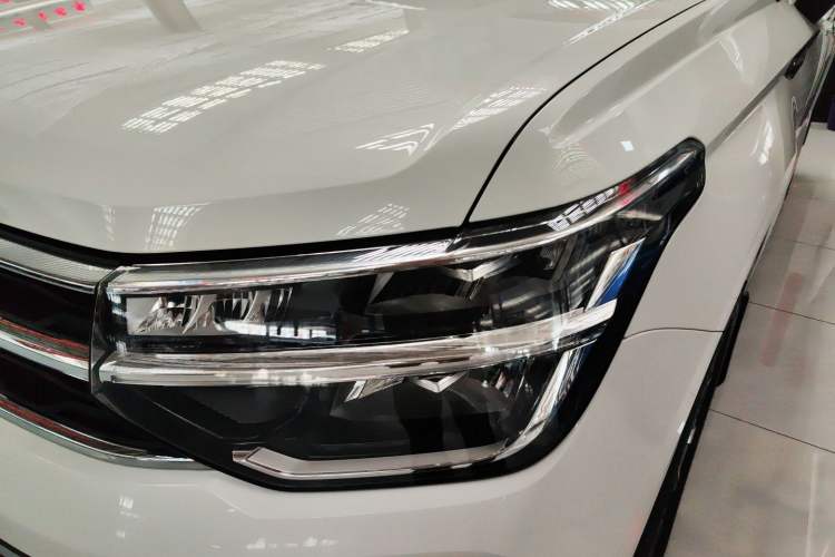 Used Volkswagen Tharu 2023 300TSI Two-Wheel-Drive Moonlight Edition Left Front Headlight