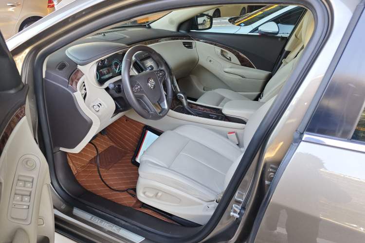 Used Buick LaCrosse 2013 2.4L SIDI Leading Comfort Version