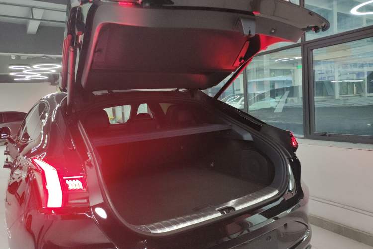 Used Zeekr 001 2026 Model 103° Rear-Drive Max Version