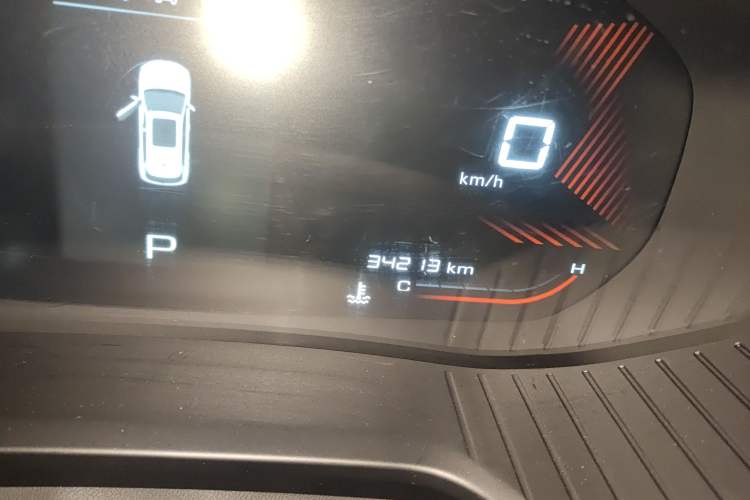 Used Wuling Asta 2021 1.5T CVT Star曜 Edition Odometer Close Up