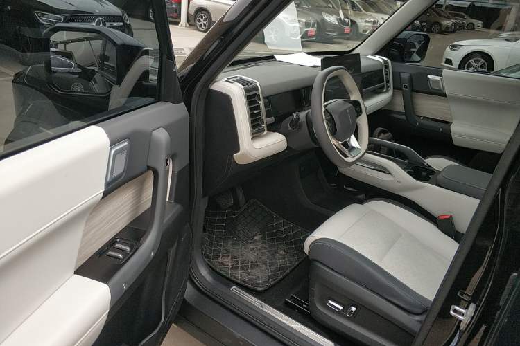 Used iCAR 03 2024 501km Two-Wheel Drive Long-Range Version Driver Seat