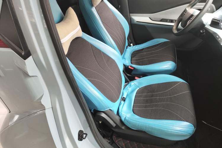 Used Wuling NAMMIEV 2021 Passion Edition Right Front Seat