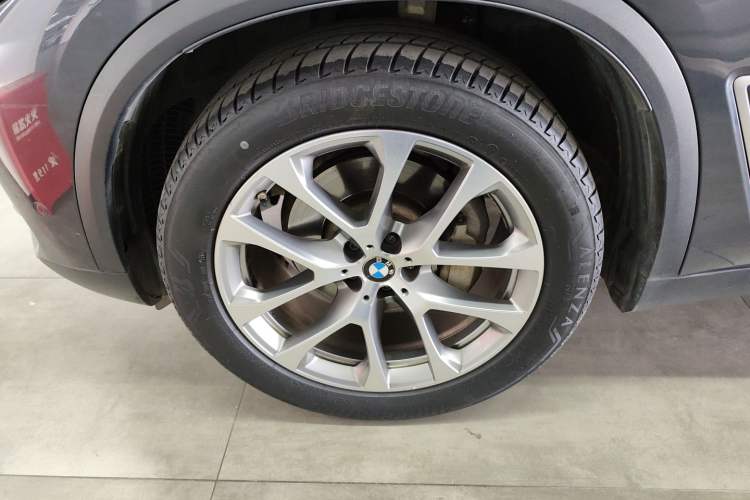 Used BMW X5 2019 xDrive30i X Design Package Exterior 4