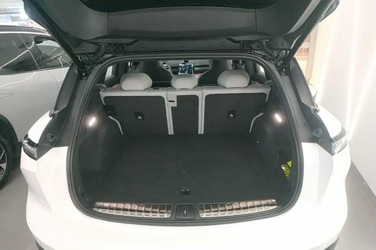 Used Nio ES6 2024 75 kWh