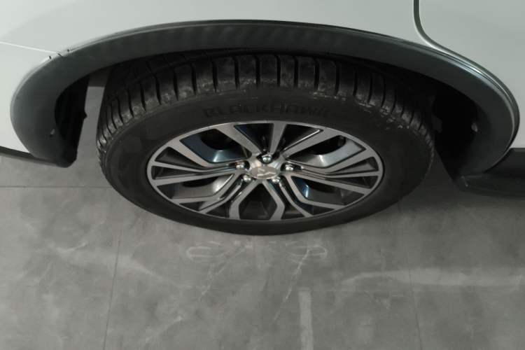 Used Mitsubishi Outlander 2017 2.0L Two-Wheel Drive Glory Edition 5 Seats