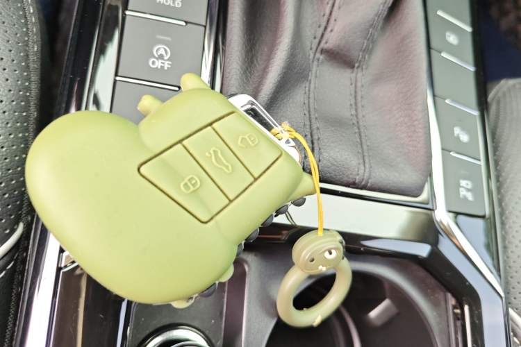 Used Volkswagen Passat 2022 330TSI Luxury Edition Vehicle Key