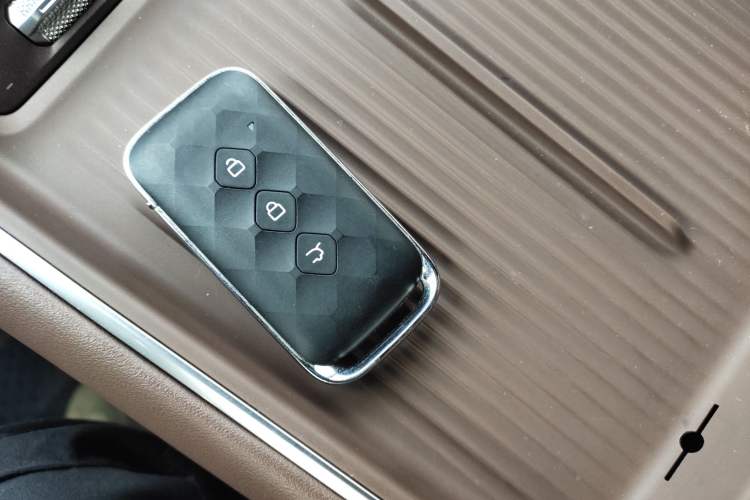 Used Wuling Xingguang S 2024 130 km Flagship Version Vehicle Key