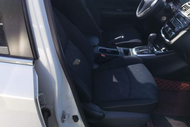 Used Nissan Tiida 2021 1.6L CVT Cool Edition Right Front Seat