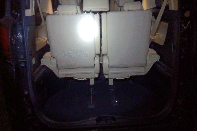 Used Toyota Alphard 2021 Dual-Engine 2.5L Luxury Edition