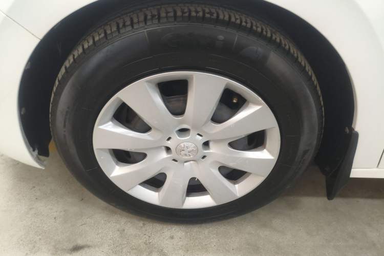 Used Peugeot 301 2016 1.6L Automatic Comfort Edition
