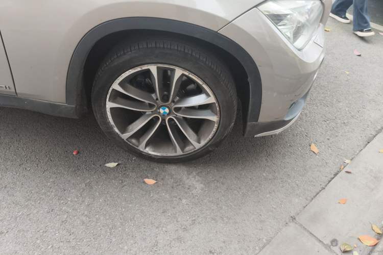 Used BMW X1 2015 sDrive18i Leading Edition