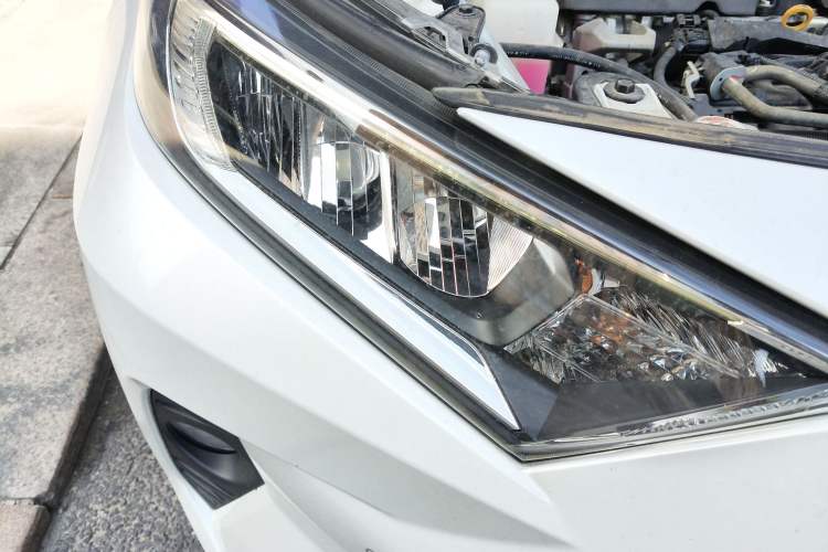 Used Toyota RAV4 2022 Dual-Engine 2.5L E-CVT Four-Wheel Drive Elite Plus Edition Right Front Headlight