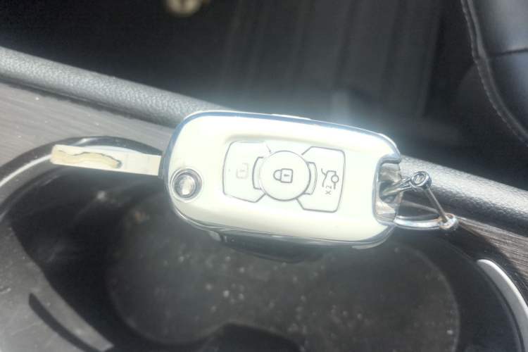 Used Buick Verano 2019 Sedan 20T Dual-Clutch Leading Model Vehicle Key