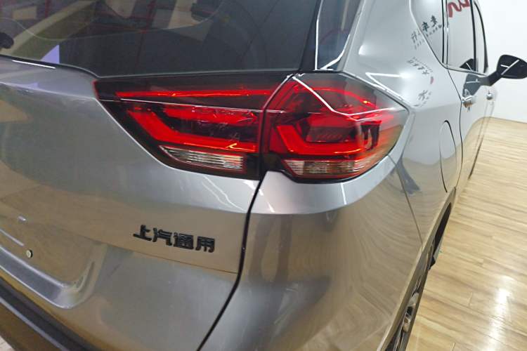 Used Chevrolet Orlando 2019 Redline 530T Automatic Enjoyment Version (5+2 Seating) China VI