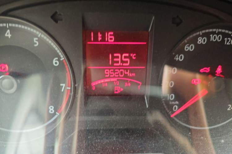 Used Volkswagen Santana 2016 1.6L Manual Fashion Edition
