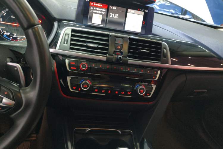 Used BMW 3 Series 2018 320Li Leading Model M Sport Package
