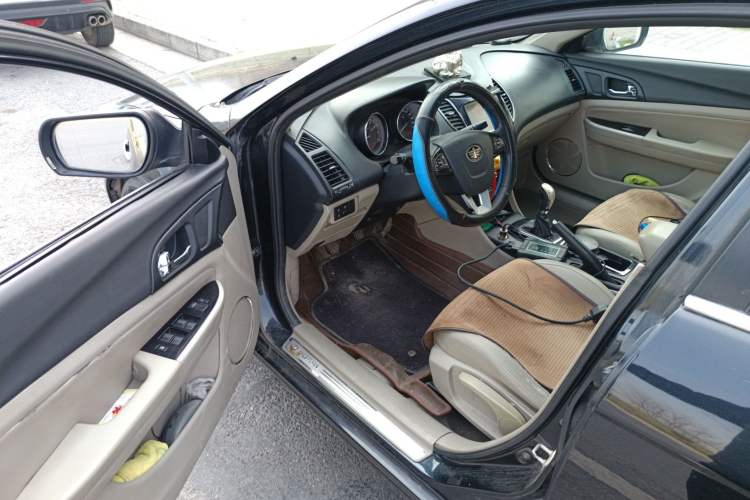 Used Bestune B50 2013 1.6L manual luxury version