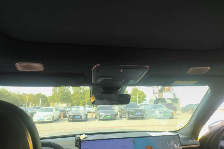 Used Lynk & Co 900 2025 2.0T Ultra