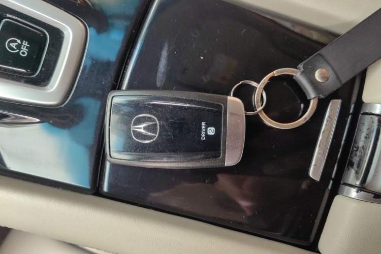 Used Acura CDX 2016 1.5T Four-Wheel Drive Deluxe Edition
