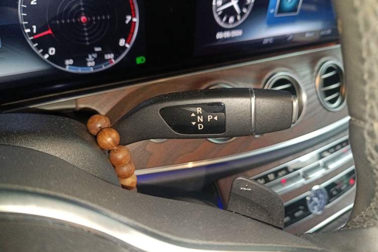 Used Mercedes-Benz E-Class 2019 E 260 L 4MATIC
