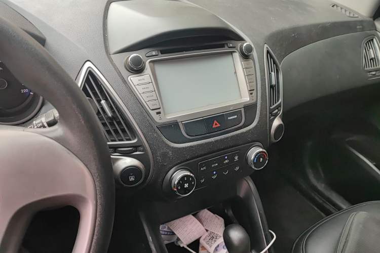 Used Hyundai ix35 2013 2.0L Automatic 2WD Comfort GL China IV Standard