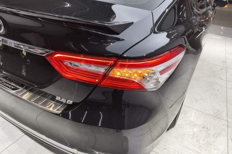 Used Toyota Camry 2023 2.0G Luxury Edition Right Rear Taillight